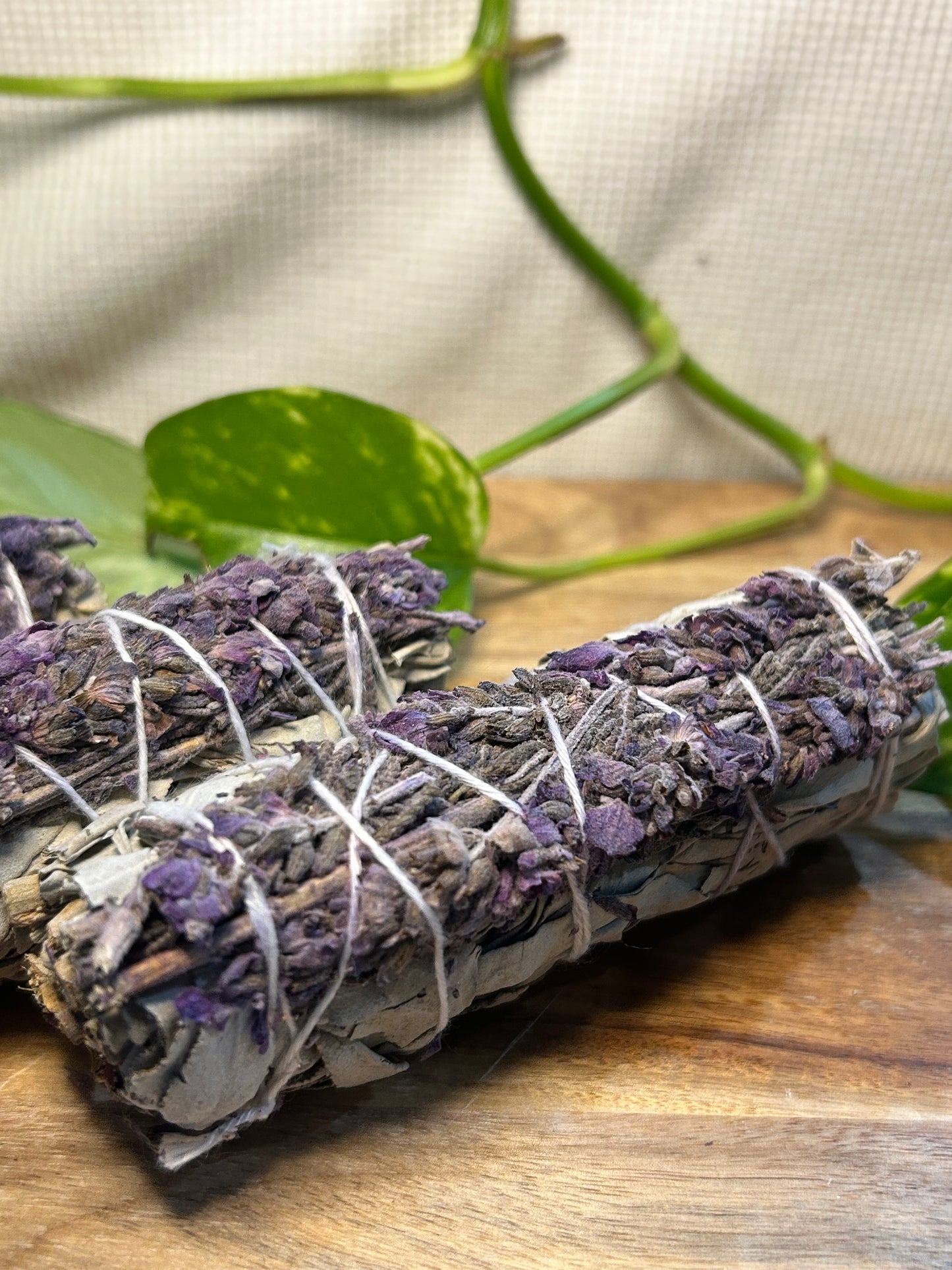 10cm (4”) Lavender & White Sage Smudge Stick