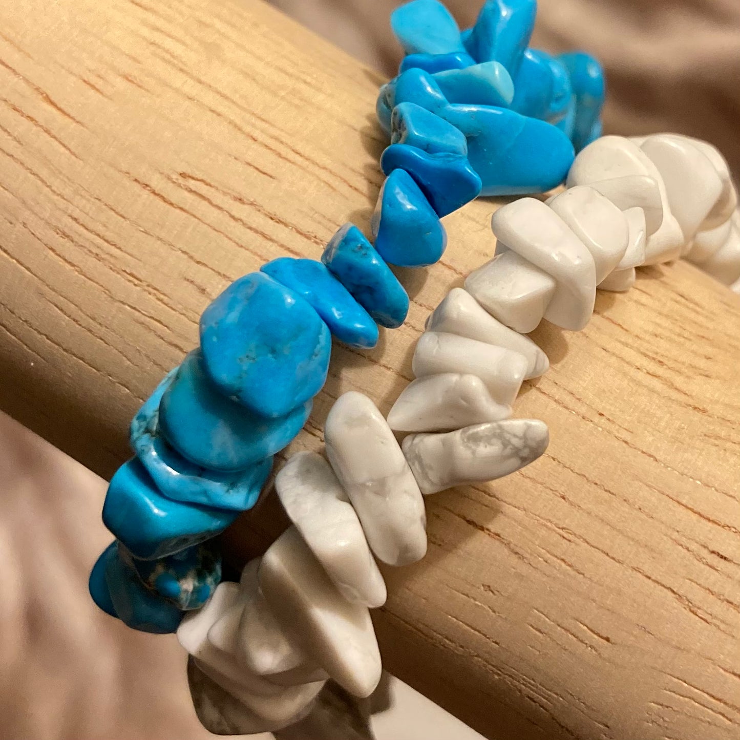 Howlite (Turquoise) Crystal Chip Bracelet