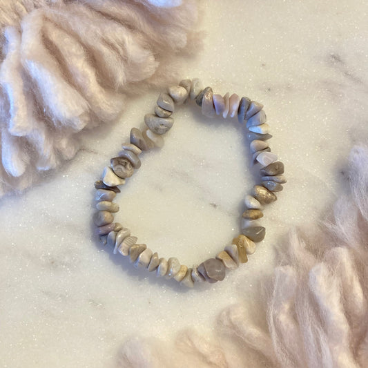 Grey Agate Crystal Chip Bracelet