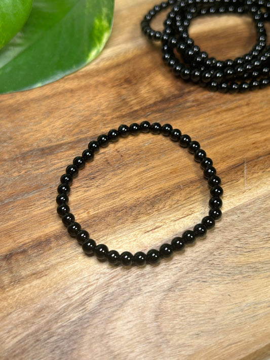 Onyx 4mm Round Bead Bracelet